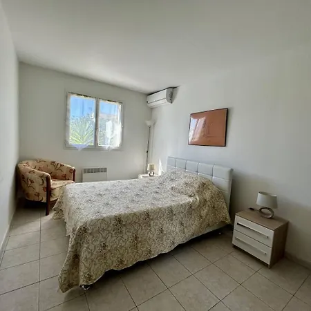Maison Avec Piscine Privée- En Roussillon Cr000-10ca Villa *